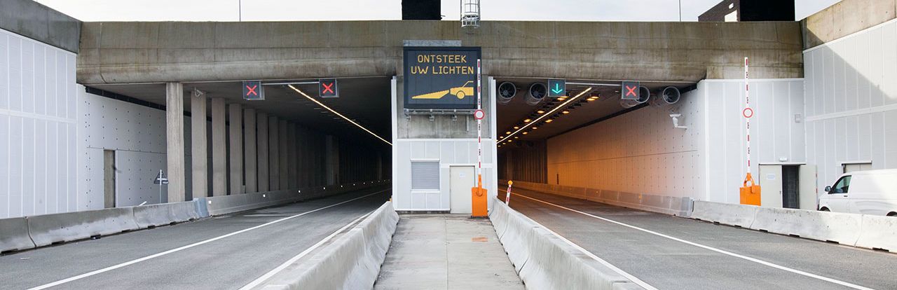 Colt International zorgde voor de rookafvoer uit de 420m lange tunnel onder de luchthaven van Deurne (Antwerpen)
