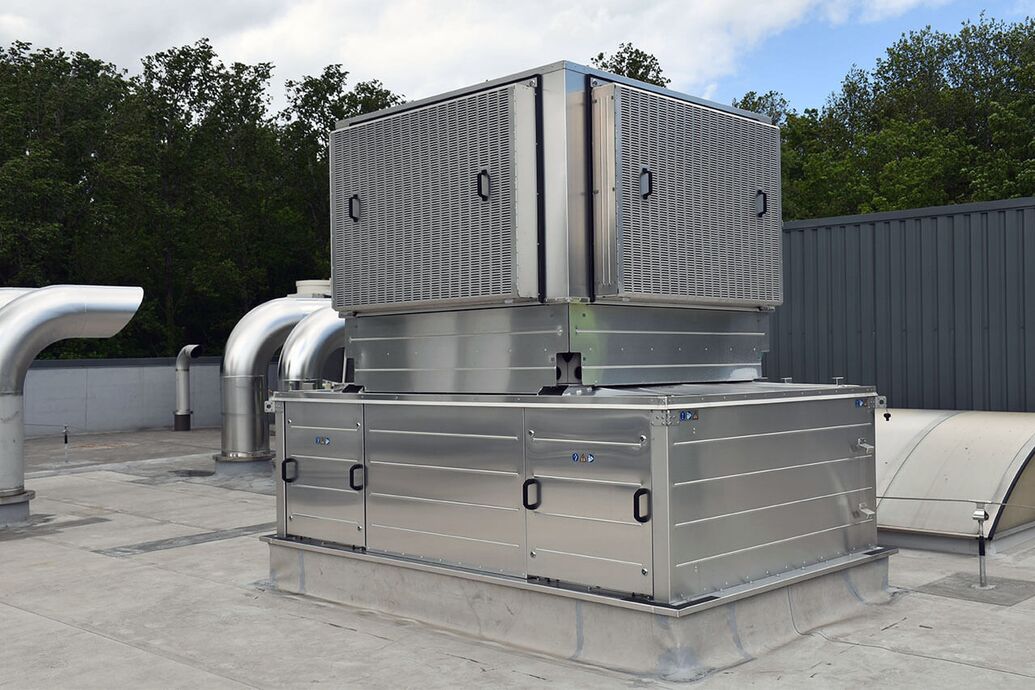 Natuurlijk koel- en ventilatiesysteem met warmteterugwinning recirculatie en luchtfiltering